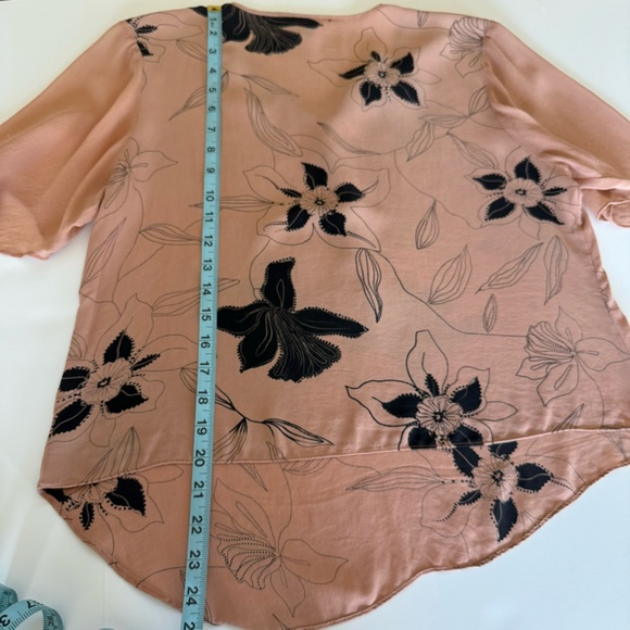 XIUNIANG Silk Blouse with flowy sleeves Size M/L - Picture 7 of 9